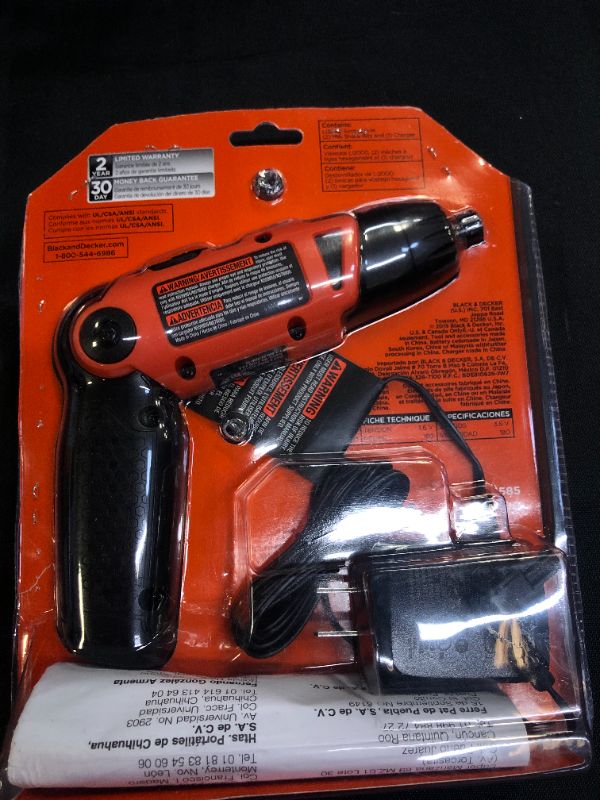 Photo 3 of BLACK+DECKER Cordless Screwdriver with Pivoting Handle, 3.6V (Li2000)
(DAMAGES TO PACKAGING)