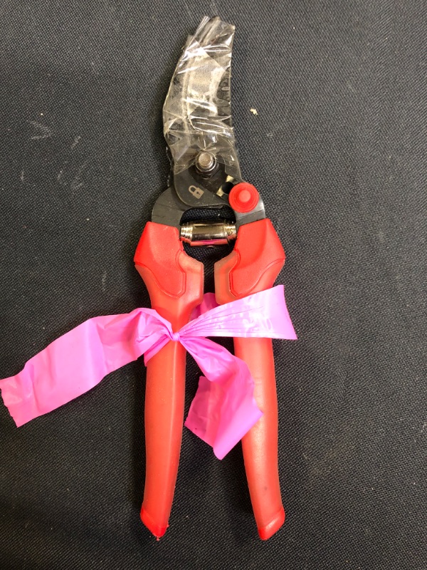 Photo 1 of ComfortGEL 2.625 in. High Carbon Steel Blade with Full Steel Core Handles Bypass Hand Pruner
