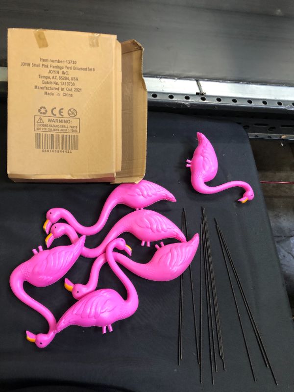 Photo 1 of JOYIN Set of 6 Small Pink Flamingo Yard Ornament Stakes Mini Lawn Plastic See original listing (DAMAGES TO PACKAGING)
