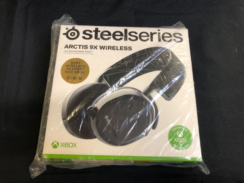 Photo 4 of SteelSeries Arctis 9X Wireless Gaming Headset – Integrated Xbox Wireless + Bluetooth – 20+ Hour Battery Life – for Xbox One and Series X (FACTORY SEALED BRAND NEW)
