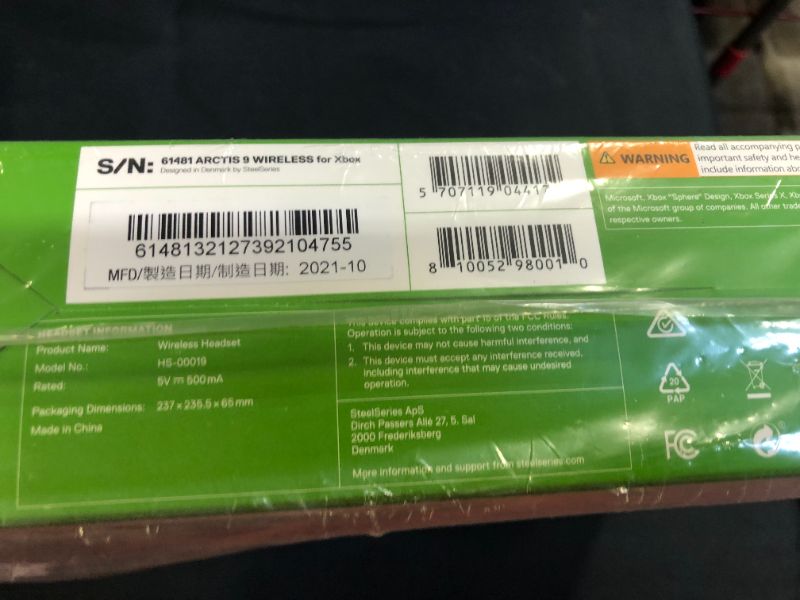 Photo 3 of SteelSeries Arctis 9X Wireless Gaming Headset – Integrated Xbox Wireless + Bluetooth – 20+ Hour Battery Life – for Xbox One and Series X
(FACTORY SEALED BRAND NEW)