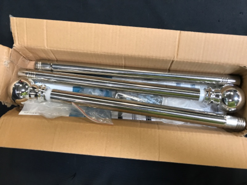 Photo 1 of curtain rod 