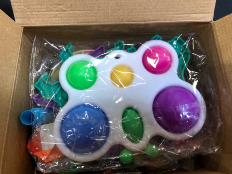 Photo 1 of bundle of fidget toys 