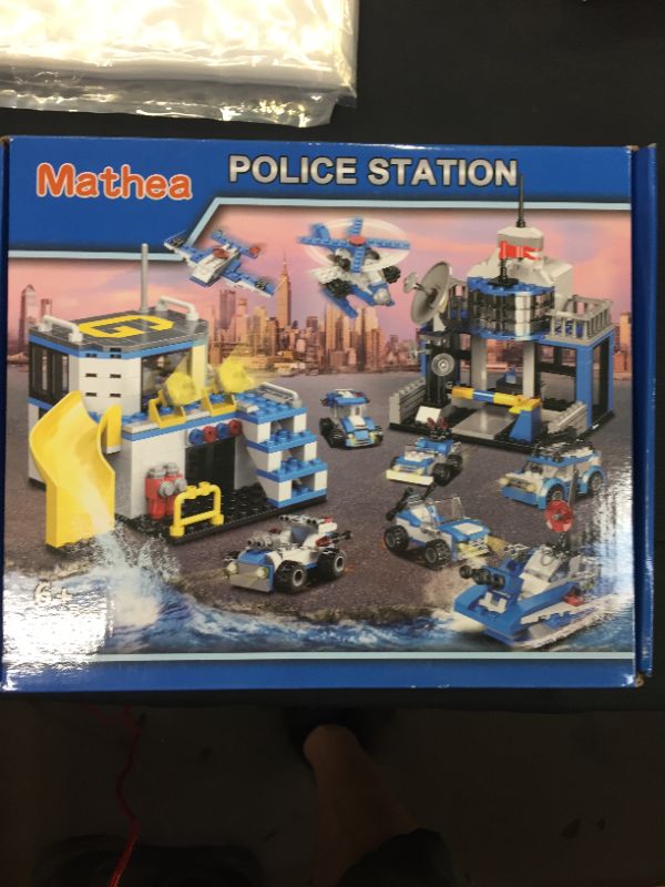 Photo 1 of lego police station set 