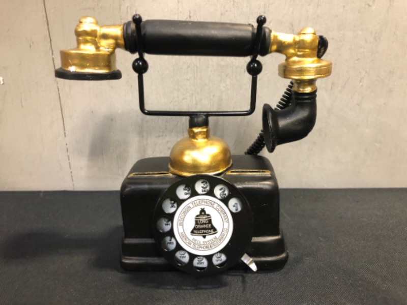 Photo 2 of Large Creative Retro Decorative Phone Model Telephone Wall Decor, Vintage Rotary Telephone Decor Statue Artist Figurine Cafe bar Window Decor Model Desk Decoration (7.48x6.3x3.94)