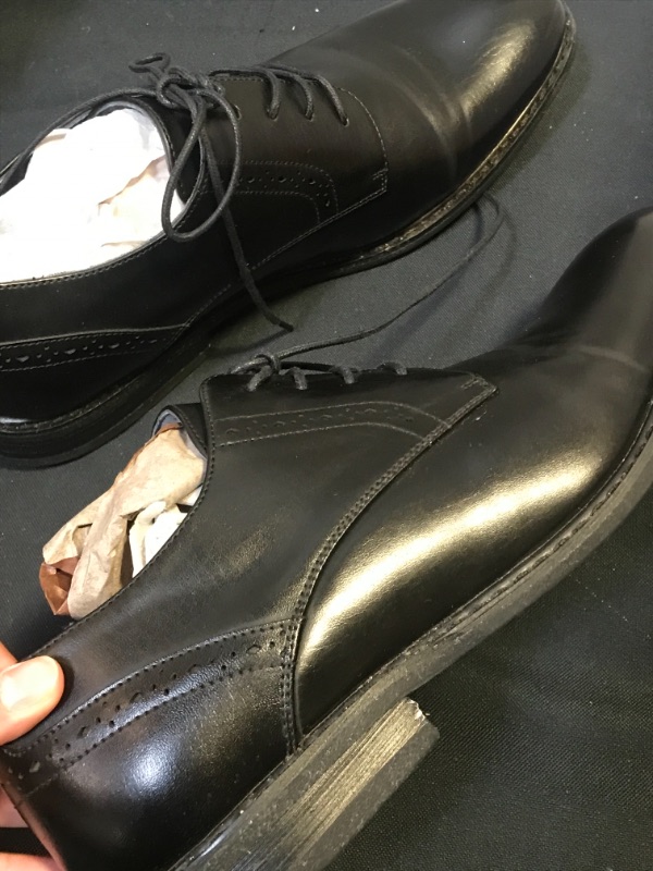 Photo 3 of MENS DRESS SHOES BLACK SIZE 10 