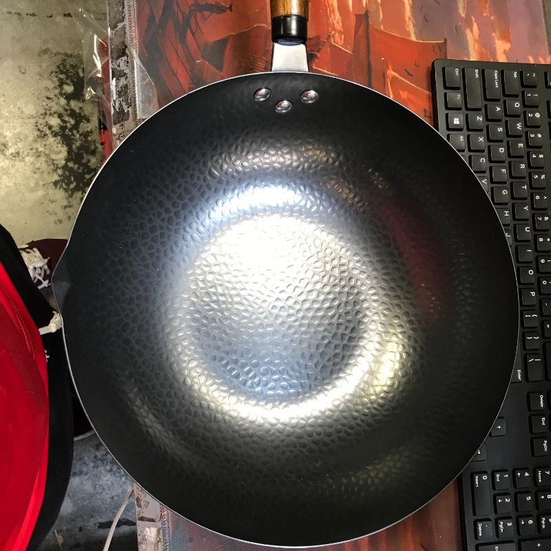 Photo 4 of BrBrGo Wok Pan, 13" Carbon Steel Wok with Wooden Handle, Flat Bottom Chinese Stir Fry Wok, 10 Pieces Set with Cooking Utensils, Frying Pan for All Stoves -- Handle to Pan Screws into Pan , Packaging Slightly Damaged  --
