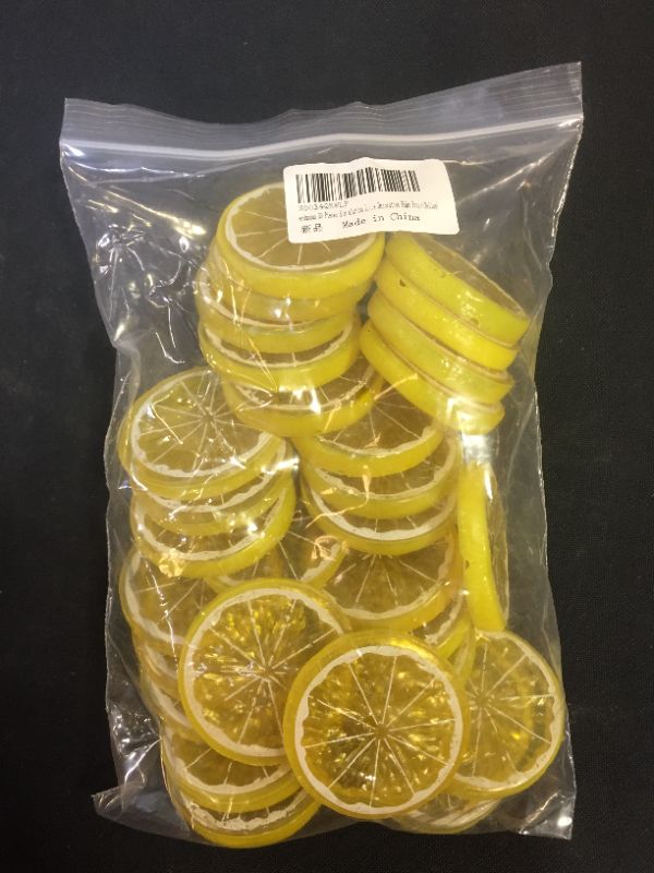 Photo 2 of erduoduo 30 Pieces Fake Lemon Slices,Artificial Lemon Slices,Slices Plastic Fake Artificial Fruit Mini Small Model Party Kitchen Wedding Decoration Slices Lifelike Decorative Fake Fruit(Yellow)
