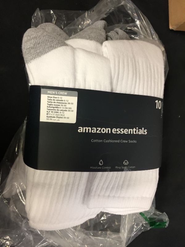 Photo 2 of Amazon Essentials Men's Cotton Half Cushioned Crew Socks, Pack of 10
size 6-12