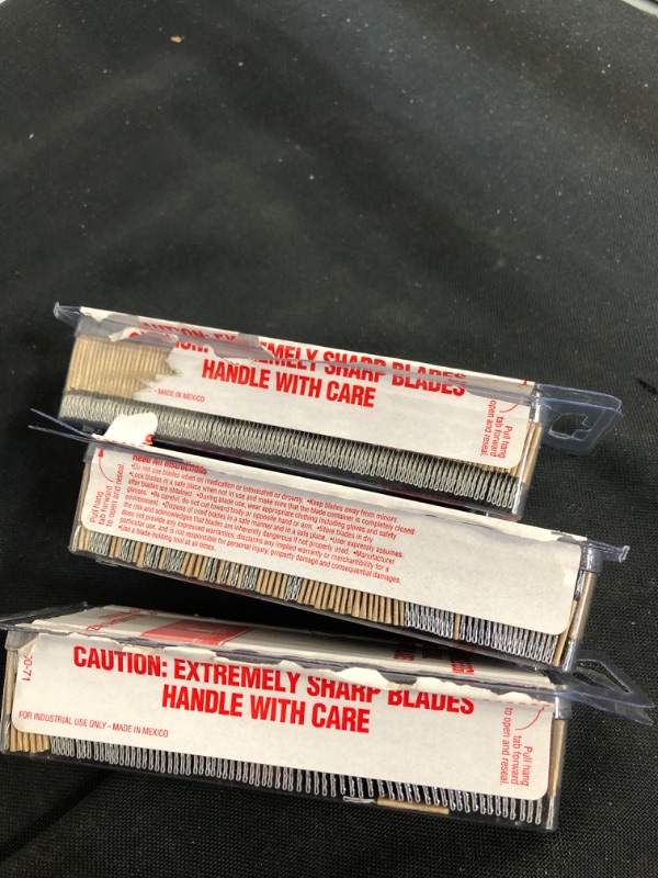 Photo 4 of 100 NO.9 SINGLE EDGE INDUSTRIAL RAZOR
, 4 COUNT 