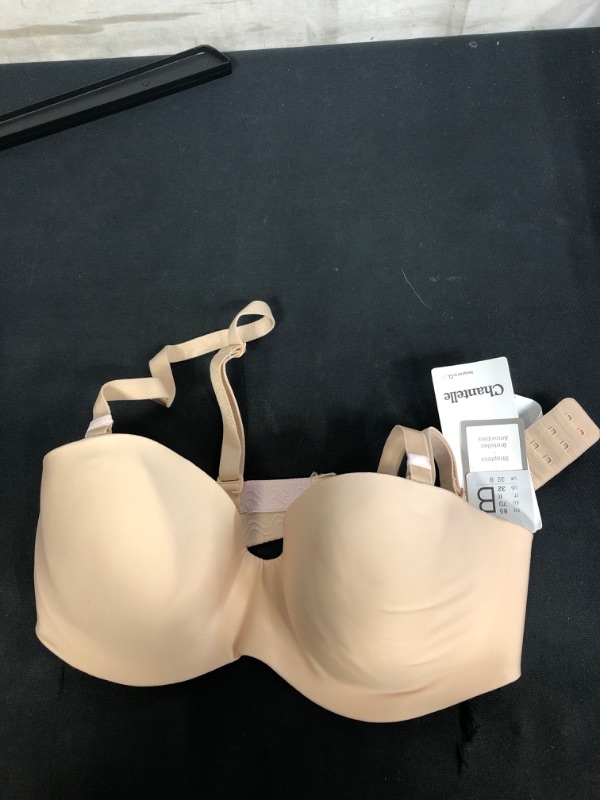 Photo 2 of Absolute Invisible Strapless Bra
, SIZE 32B 