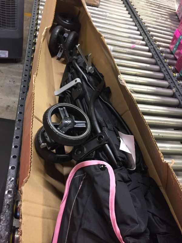 Photo 2 of 3Dmini® Convenience Stroller (Pink/Black)

