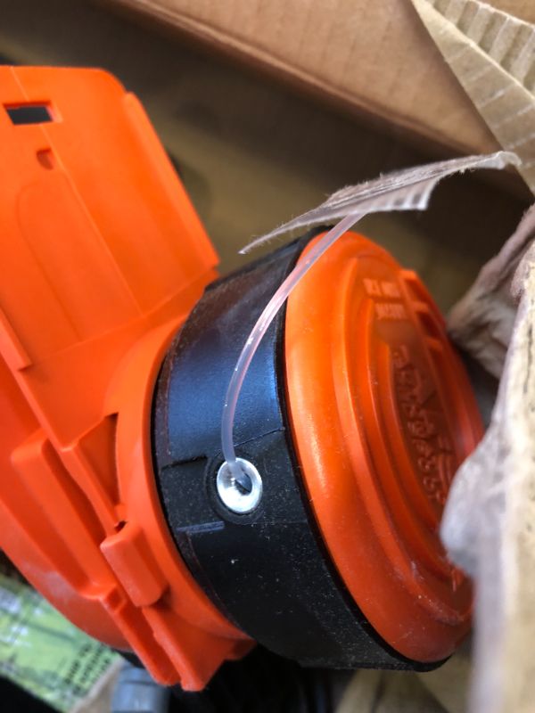 Photo 5 of BLACK+DECKER 6.5 Amps 14" String Trimmer/Edger, SCUFFS/ PACKAGE DAMAGE, UNABLE TO TEST