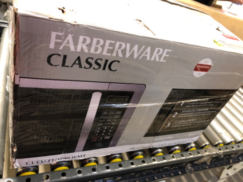 Photo 3 of Farberware Countertop Microwave 1.1 Cu. Ft. 1000-Watt Compact Microwave Oven with LED lighting, Child lock, and Easy Clean Interior, Stainless Steel Interior & Exterior
