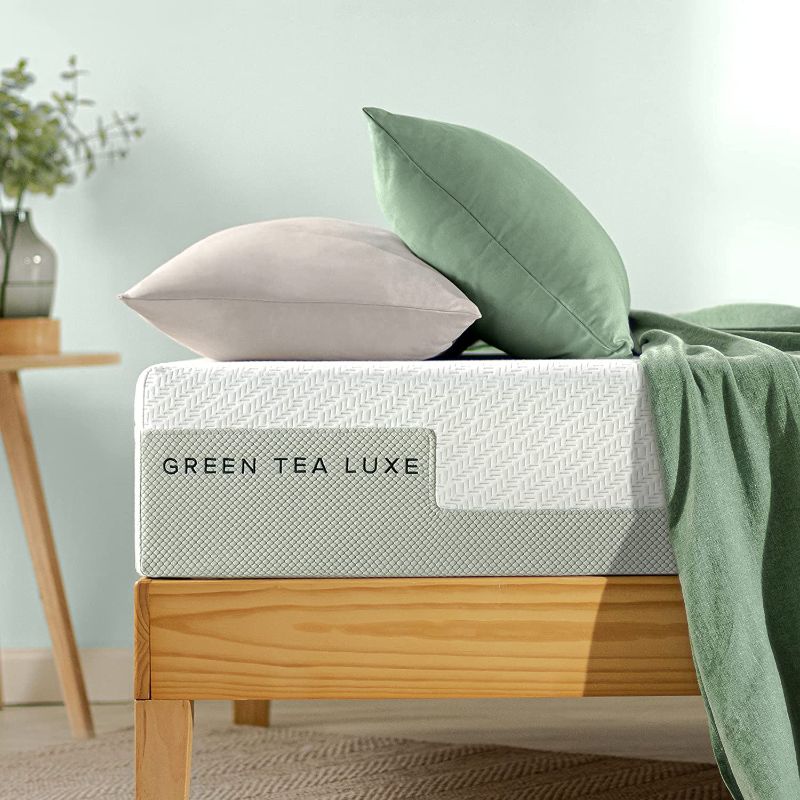 Photo 1 of ZINUS 10 Inch Green Tea Luxe Memory Foam Mattress / Pressure Relieving / CertiPUR-US Certified / Bed-in-a-Box / All-New / Made in USA, Twin
