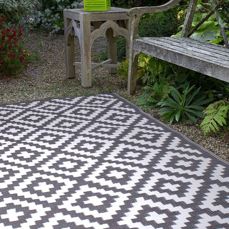 Photo 1 of 94x56 Weaved Black and grey floor mat