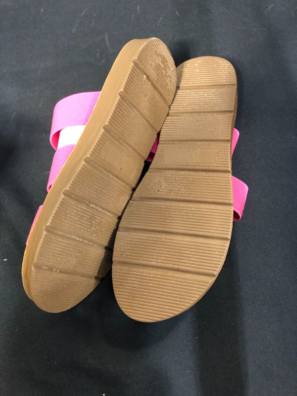 Photo 2 of DREAM PAIRS WOMENS FLAT SLIP ON WITH PINK STRAPS SIZE 6.5