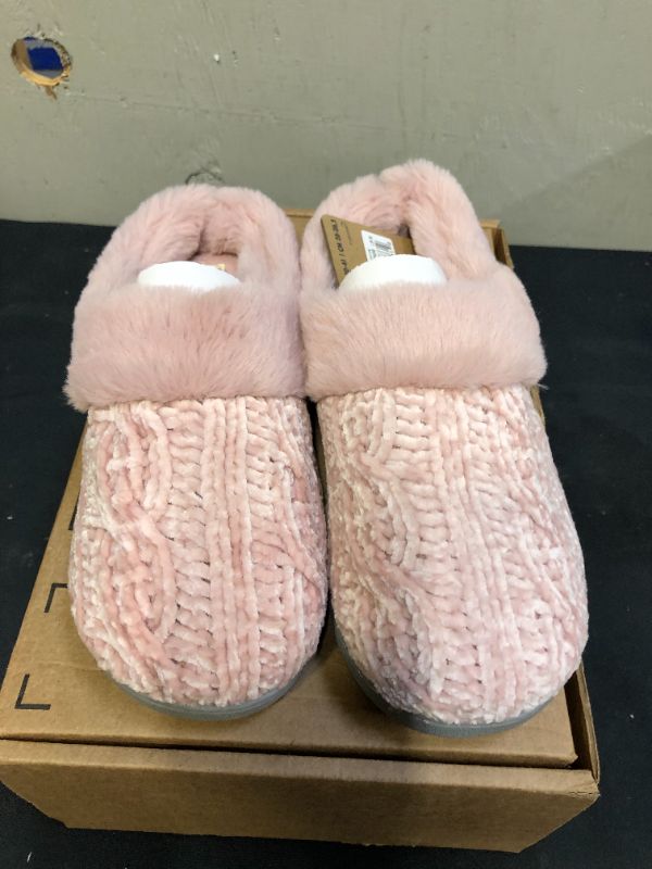 Photo 2 of Dearfoams Women's Claire Marled Chenille Knit Clog Slipper
SIZE L 9-10