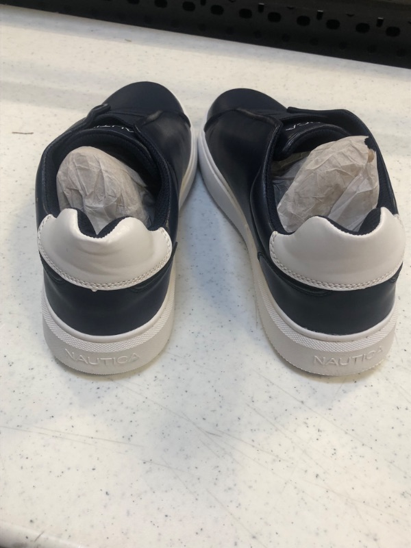 Photo 1 of Nautica Men's Casual Shoe,Classic Low Top Loafer, Fashion Sneaker (Lace-Up/Slip-On) size 10 
