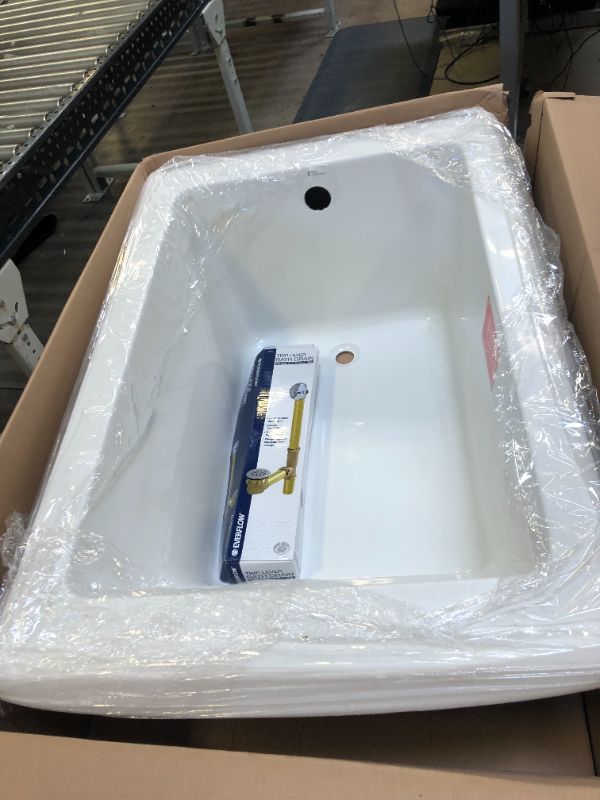 Photo 1 of 4'X2'9"X19 BATH TUB AND TRIP LEVER