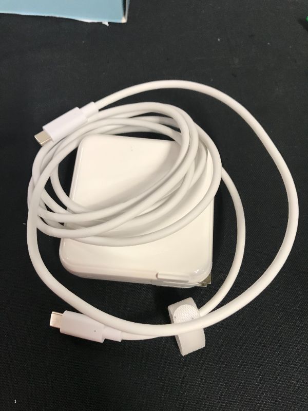 Photo 1 of USB C CHARGER 