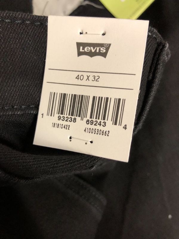 Photo 3 of Levi's Men's 541 Athletic Fit Jeans 40W X 32L-ITEM IS DIRTY-NEEDS TO BE CLEANED-