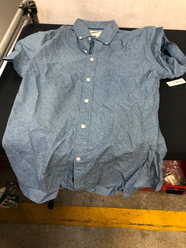 Photo 2 of Goodthreads Men's Slim-Fit Short-Sleeve Printed Poplin Shirt---LARGE/SLIM---