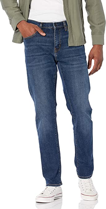 Photo 1 of Amazon Essentials Men's Athletic-Fit Stretch Jean
31w x 29l 