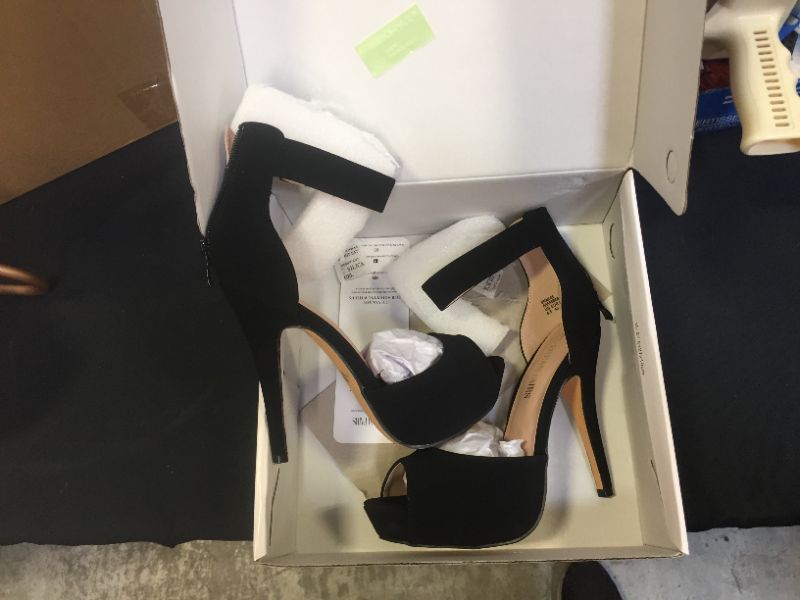 Photo 1 of Generic black high heels sz 8.5