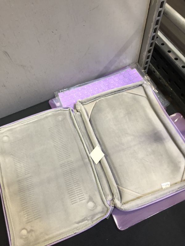 Photo 2 of MACBOOK CASE AND COVER (LILAC)