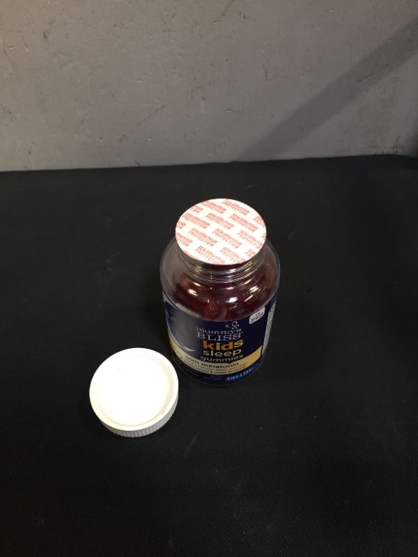 Photo 2 of Mommy's Bliss Kids Sleep Melatonin Gummies: Free of Artificial Colors, Flavors, or Gelatin, Strawberry Flavor, Age 3+, 60 Gummies
(FACTORY SEALED) EXP 07/2023