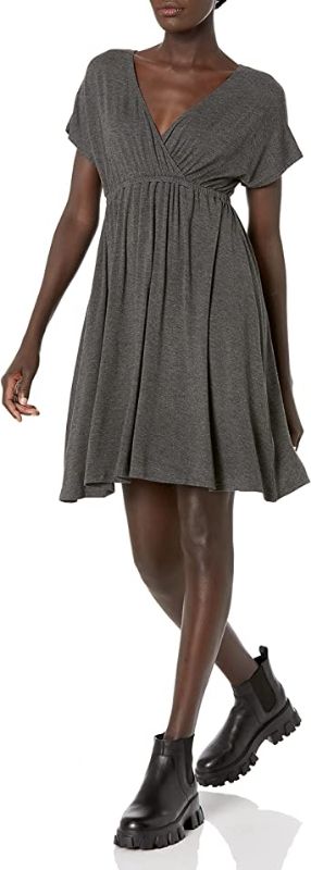 Photo 1 of Amazon Essentials Women's Surplice Dress sz XXL 