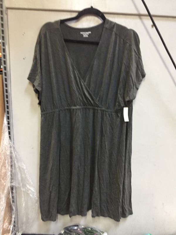Photo 2 of Amazon Essentials Women's Surplice Dress sz XXL 