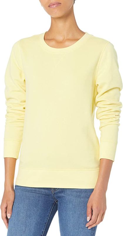 Photo 1 of Amazon Essentials Women's French Terry Fleece Crewneck Sweatshirt
, SIZE S