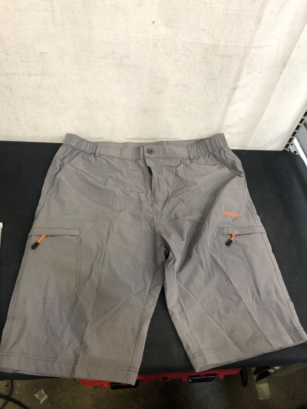 Photo 1 of MEN'S GREY SHORTS, SIZE 5XL 