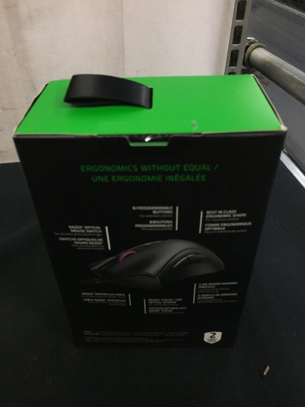 Photo 1 of Razer RZ01-03210100-R3U1 DeathAdder V2 Wired Optical Gaming Mouse
