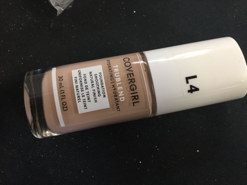 Photo 2 of COVERGIRL Trublend Liquid Makeup Classic Beige L4 1 Fl Oz, 1.000-Fluid Ounce
--- Factory Sealed --- 