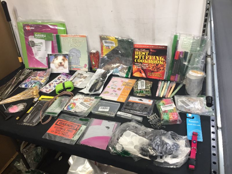Photo 1 of BAG LOT OF VARIOUS ITEMS SOLD AS IS
