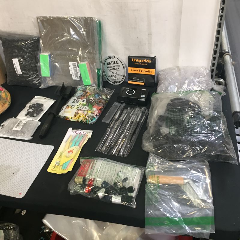 Photo 1 of BAG LOT OF VARIOUS ITEMS SOLD AS IS
