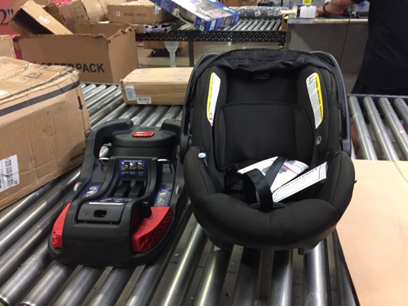 Photo 3 of Britax B-Lively and B-Safe Gen2 Travel System, Eclipse Black SafeWash. . Box Packaging Slightly Damaged, Baby Car Seat Heavy Use, Scratches and Scuffs on Car Seat, Dirty from Previous use on Car Seat, Stroller is New. 
