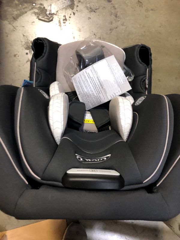 Photo 4 of  Graco Extend2Fit Convertible Car Seat | Ride Rear Facing Longer with Extend2Fit, Redmond.  Box Packaging Damaged, Minor Use. 
