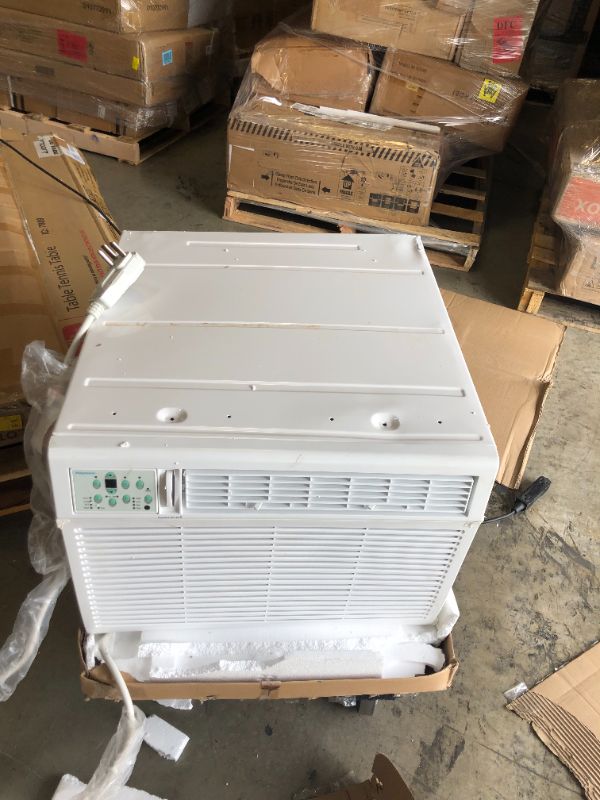 Photo 2 of  KEYSTONE 18,000 BTU 230V Window Air Conditioner | 16,000 BTU Supplemental Heating | Sleep Mode | Remote Control | 24H Timer | AC for Rooms up to 1000 Sq. Ft. | KSTHW18A. No Box Packaging. Heavy Use, Dirt on item, Dents, Scratches and Scuffs all over item