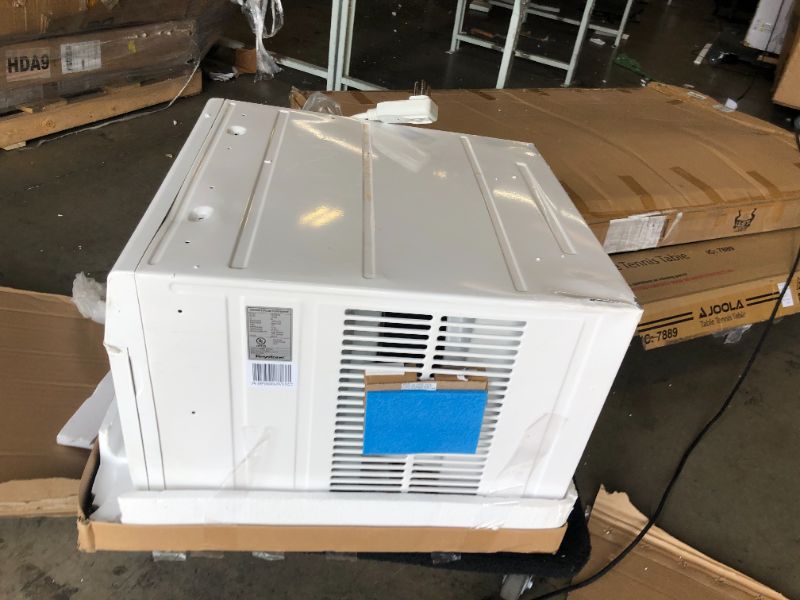 Photo 7 of  KEYSTONE 18,000 BTU 230V Window Air Conditioner | 16,000 BTU Supplemental Heating | Sleep Mode | Remote Control | 24H Timer | AC for Rooms up to 1000 Sq. Ft. | KSTHW18A. No Box Packaging. Heavy Use, Dirt on item, Dents, Scratches and Scuffs all over item