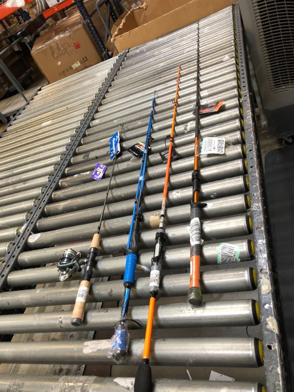 Photo 1 of 4 Count of Various and Miscellaneous Fishing Poles. Fishing Poles are All Broken and Missing Parts. Selling for Parts. No Packaging, 
