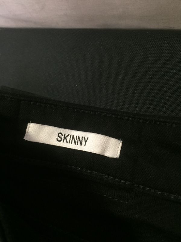 Photo 2 of CALVIN KLEIN JEANS SIZE 32X30 SKINNY (BLACK)