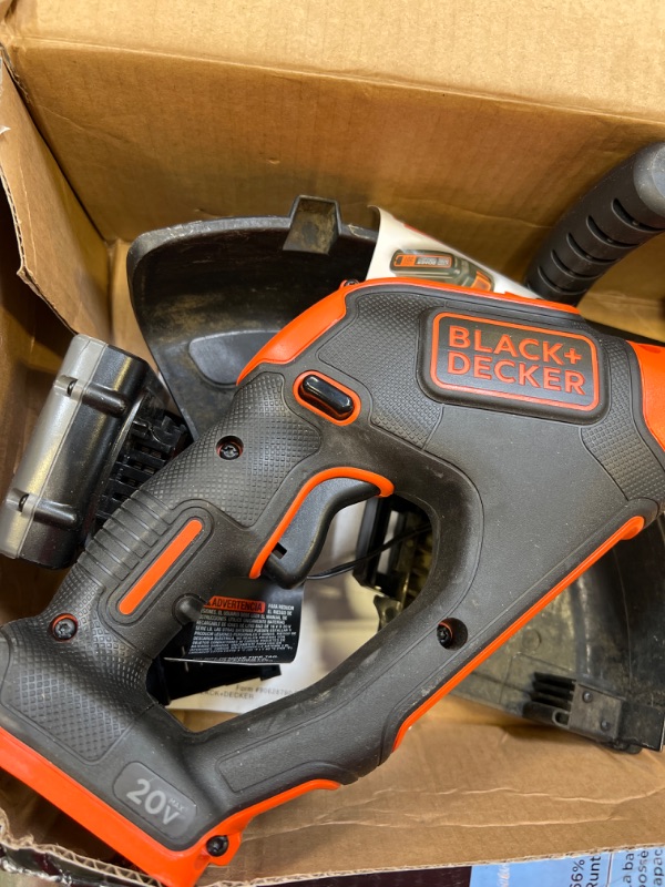 Photo 1 of BLACK & DECKER LST522 20V MAX 2 SPEED STRING TRIMMER
USED, DIRTY.