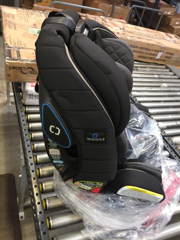Photo 3 of Graco 4Ever 4 in 1 Car Seat featuring TrueShield Side Impact Technology
