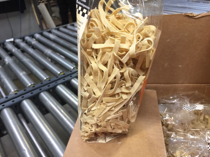 Photo 1 of Al Dente Carba-Nada Egg Fettuccine, 10-Ounce Bags (Pack of 6)