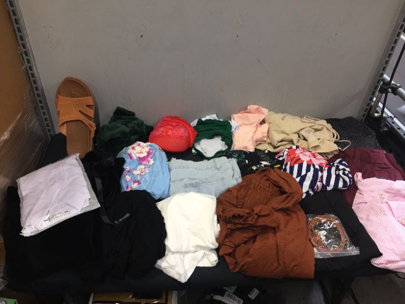 Photo 1 of FINAL SALE--- MISCELLANEOUS CLOTHES SOLD AS IS (VARIOUS DIFFERENT SIZES, STYLES AND MEN/ WOMEN ITEMS)