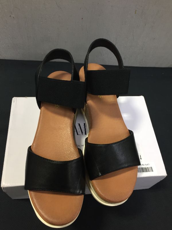 Photo 1 of DREAM PAIRS WOMENS OPEN TOE ANKLE STRAP CASUAL PLATFORM SANDALS SIZE 10
